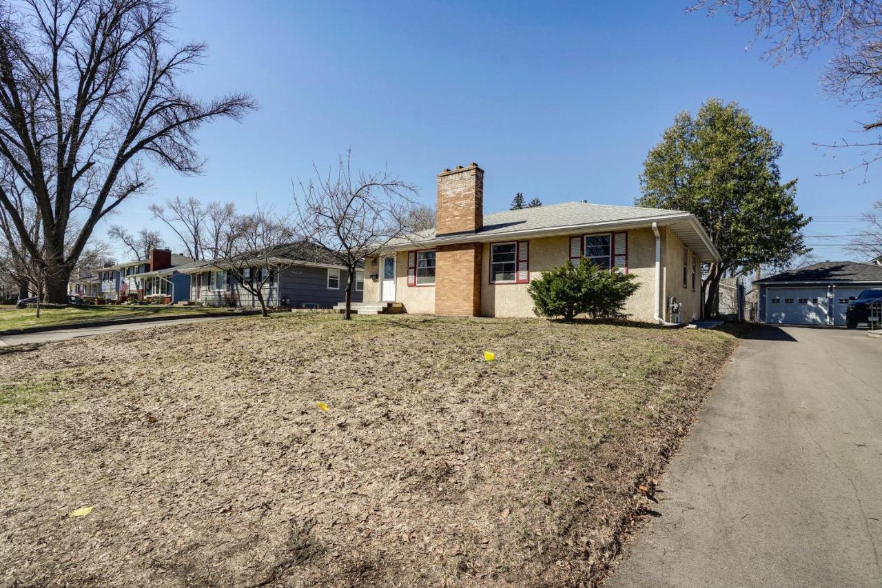 Inviting Minneapolis Vacation Rental With Game Room! Exterior photo